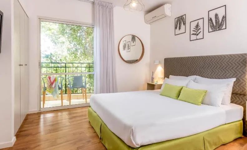 Travel Hotel Eilon