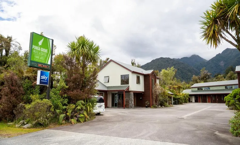 Punga Grove Motel