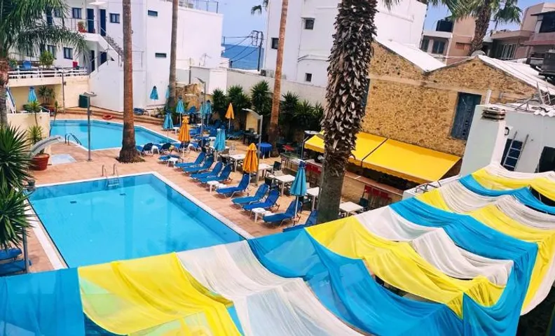 Kassavetis Center - Hotel Studios & Apartments