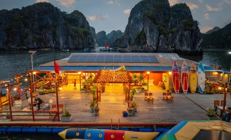 Cat Ba Fishing Village Bay House