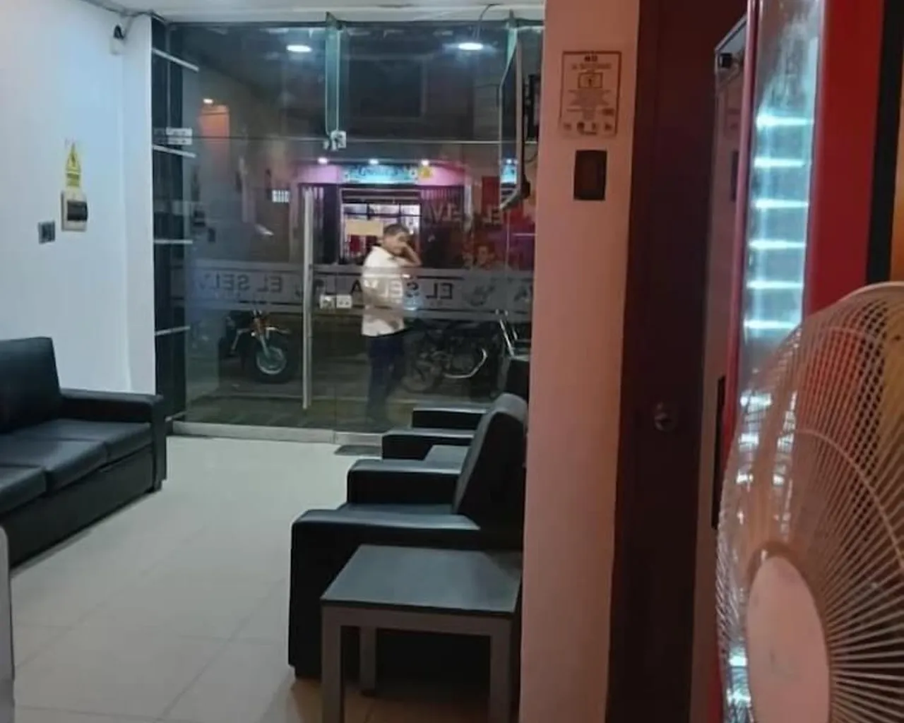 로비