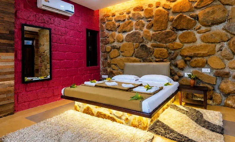 Cherilyn Monta Resort, Ratnagiri