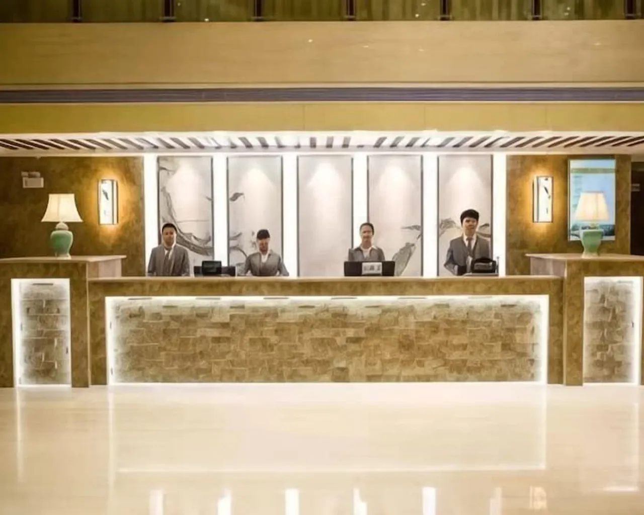 로비