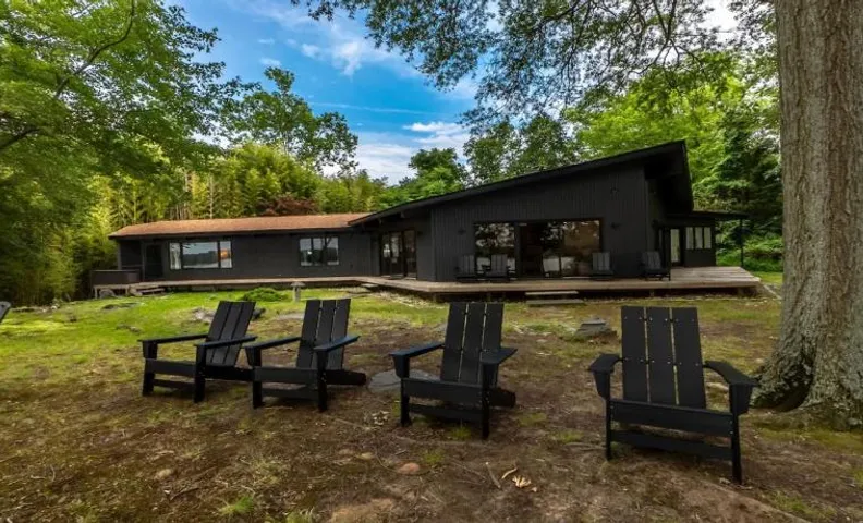 Haiku River House 5BR Zen Riverfront Retreat Near DC