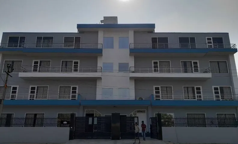 Hotel The Luxem