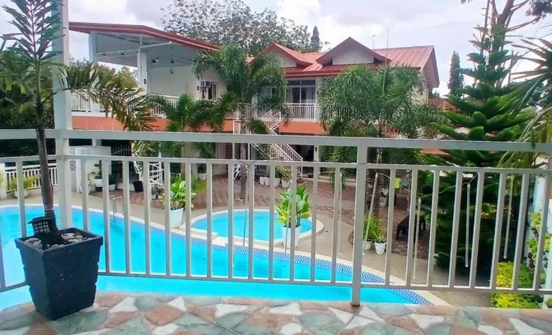 Carms Villa Resort