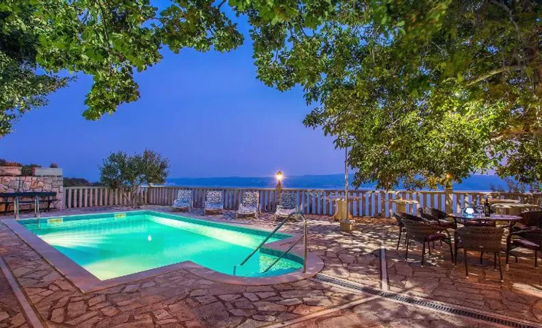 Old Stone House - Private pool - Jacuzzi - Panoramic View -Full Privacy