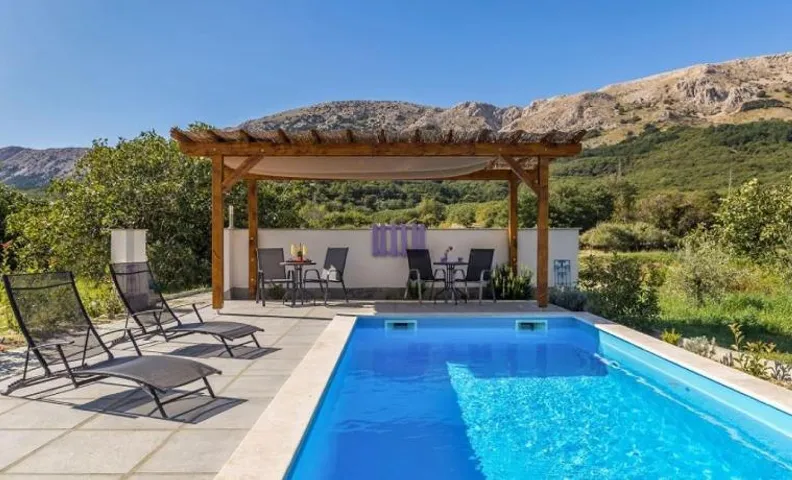 Apartman u kući s bazenom - hacienda