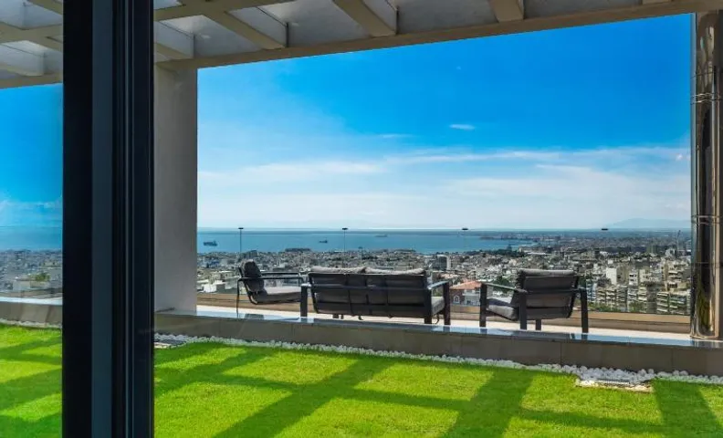 Toumba apartments