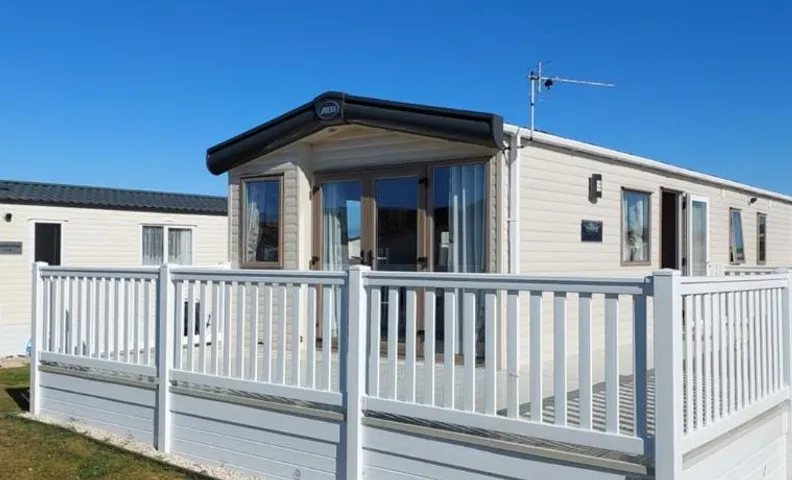 Aurora Way 81