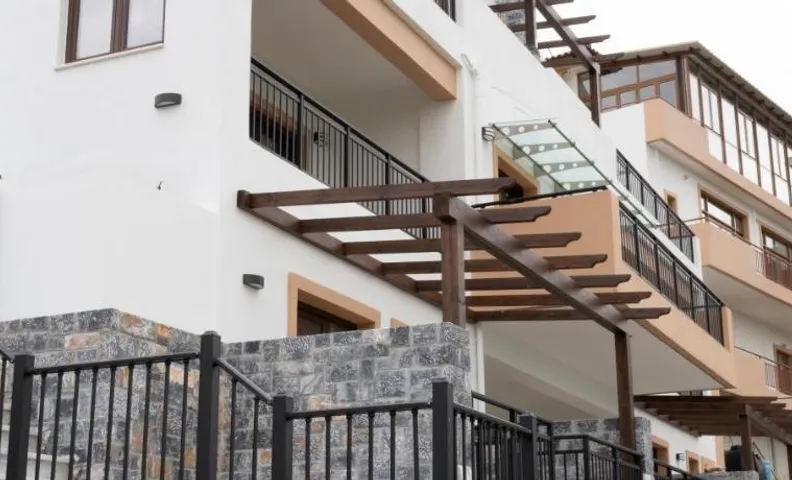 Dictamus Homes