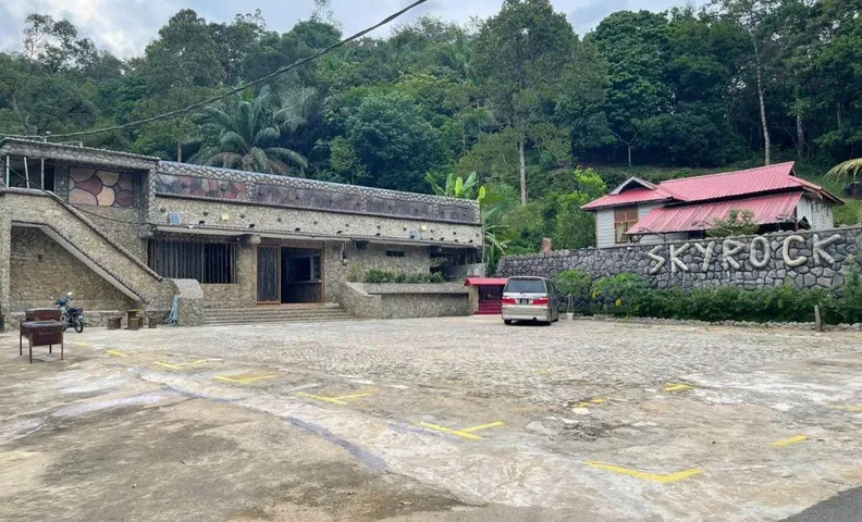 순가이 렘빙의 방갈로 (225m², 침실 10개, 프라이빗 욕실 11개)