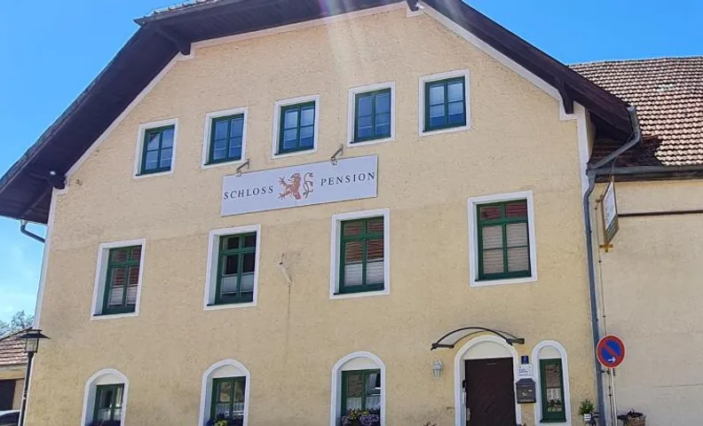 Schlosspension Ering
