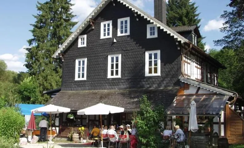Doppelzimmer / Landhaus Ederlust Heilungsräume e.V.