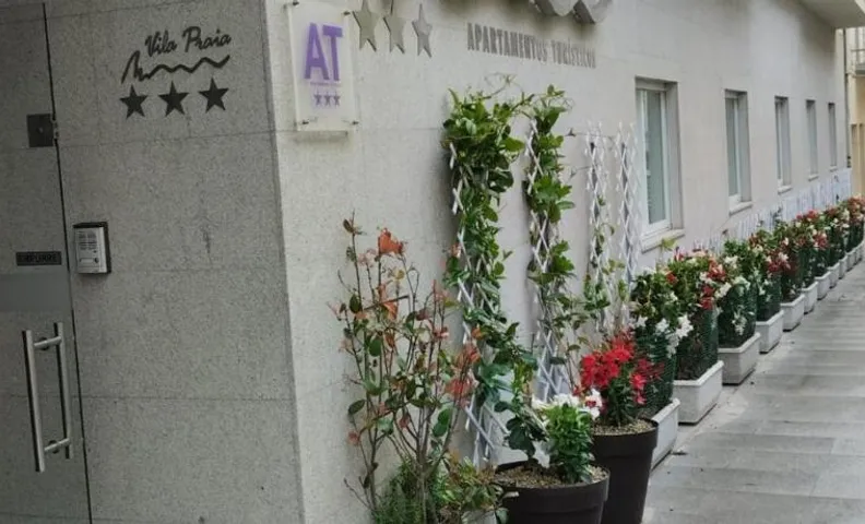 Apartamentos Turisticos Vila Praia