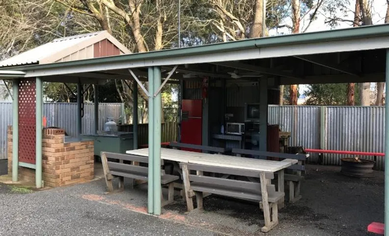 Pinewood Caravan Park
