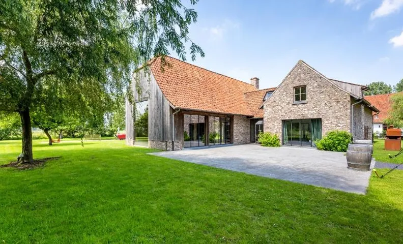 Loweide Lodges & Holiday Homes near Bruges