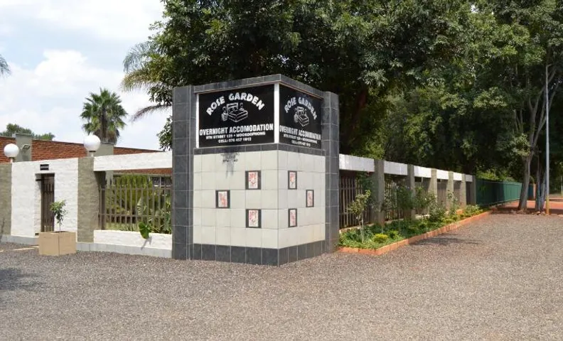 AAA Rose Garden Guesthouse
