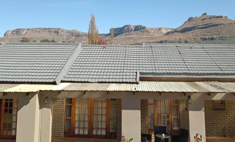 Lapaleholo Guest House
