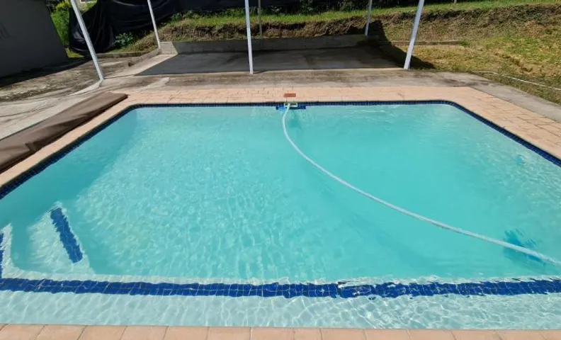 Dumabezwe Guest House