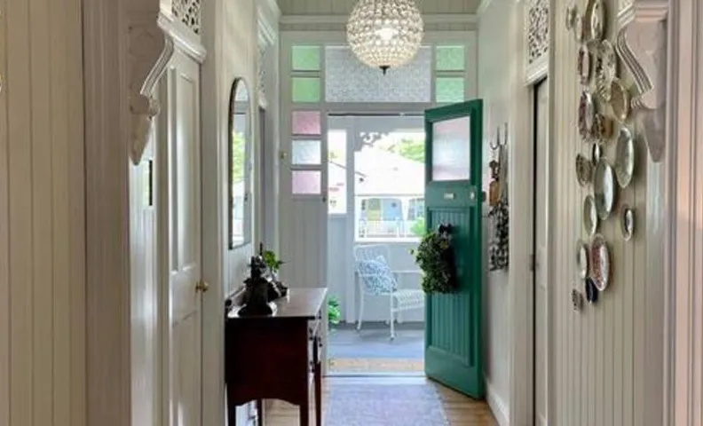 Gorgeous Arthouse Queenslander In Ipswich