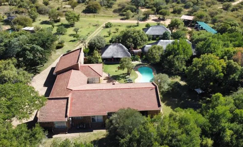 Tamboti Bush Lodge