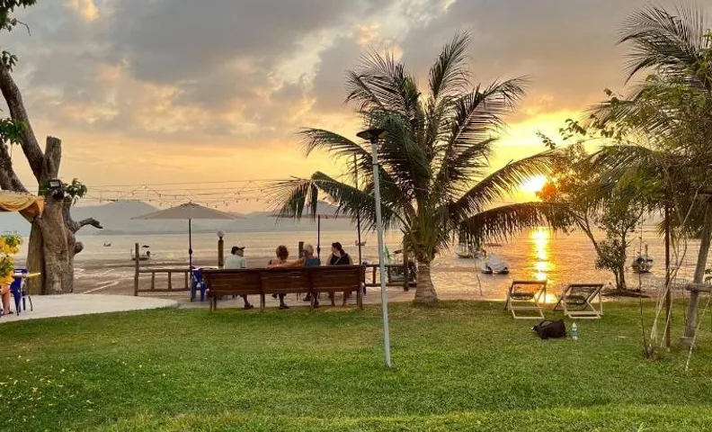 Rimlay Bay View