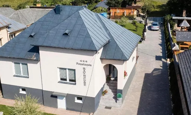 Pensiunea RAVHOUSE