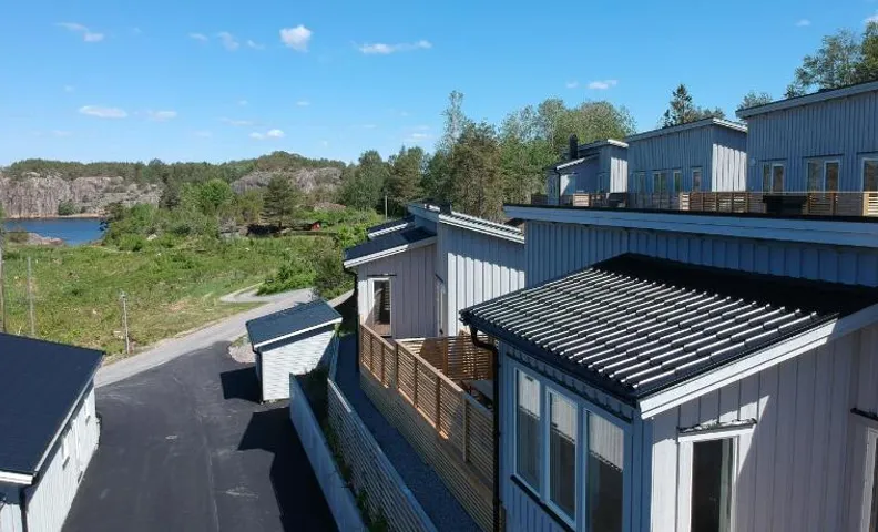 Hällestrand Village