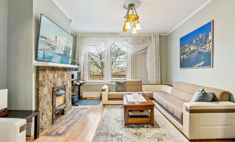 Cozy Stay in Pittsburgh