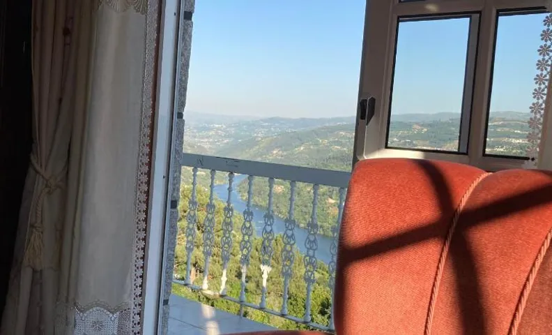 Mira Douro Valley Home