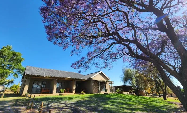 Berlouri Guest House