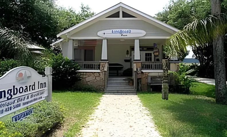 Anchor Inn NSB Bed and Breakfast