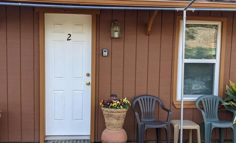 The Apple Place Room #2