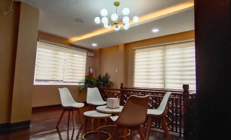 JPRIME TRAVELLER'S LODGE