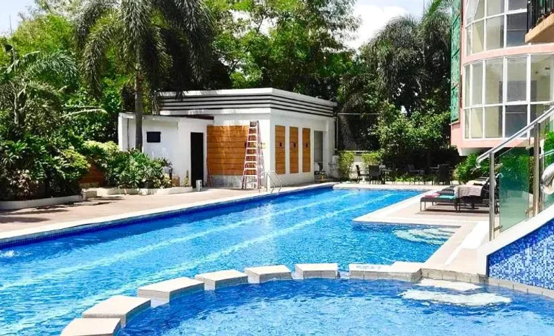 Lancris Residences 2 Bedroom Entire Apartment near Airport with Pool