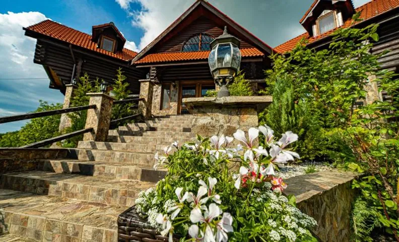 Rustic Cottage