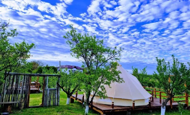 Glamping Livada cu lavanda