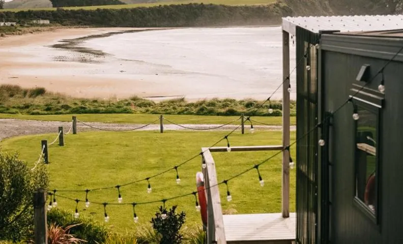 Beach Front Oasis - Catlins, Jacks Bay