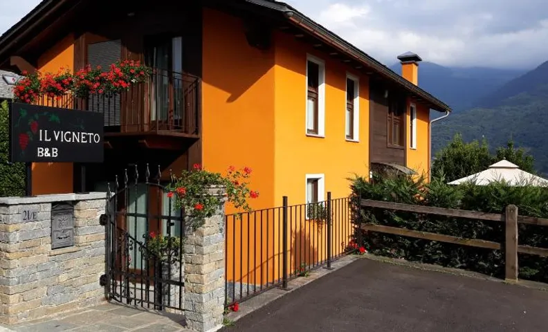 Il Vigneto Rooms & Breakfast - Valtellina Panoramic View