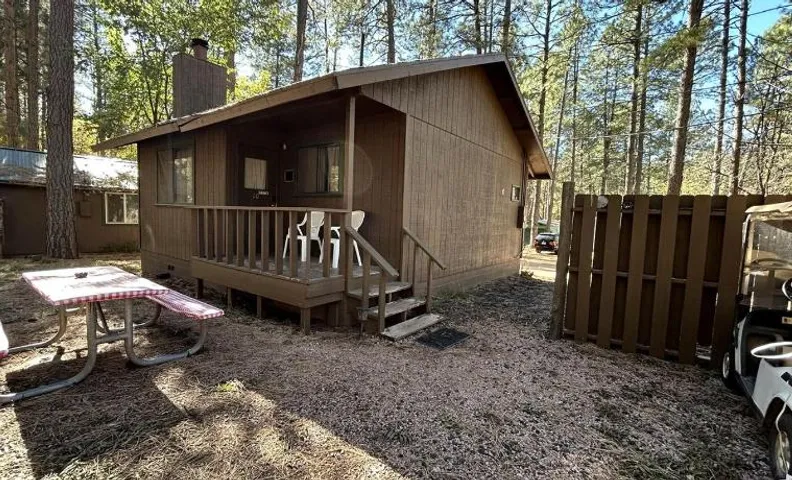 Pet Friendly Two Bedroom Cabin near Tonto National Forest in Central Arizona