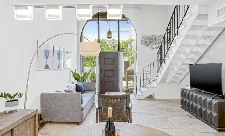 Luxury Pool Villa at St. James UNIT E, Pet Friendly