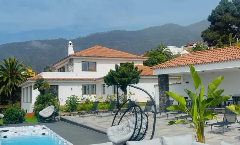 Villa SOHLARA