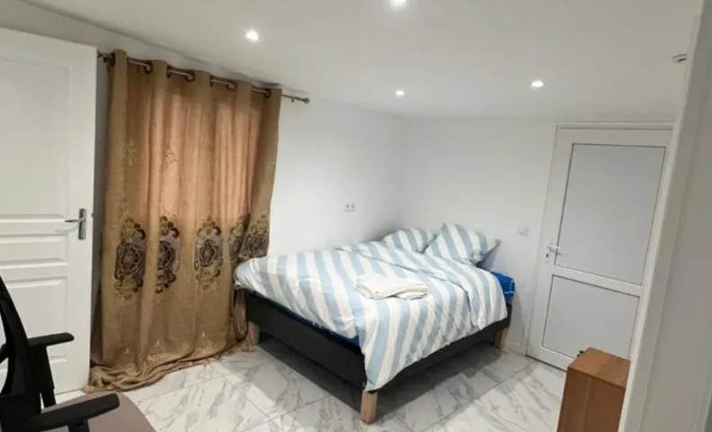 Chambre dans un appartement