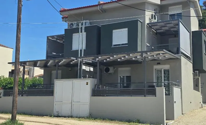 V Luxury Apartments Siviri III