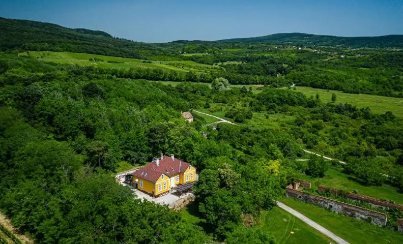 Tusculanum Udvarház
