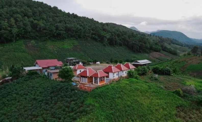 Lanlom Cafe&Huaikon Homestay