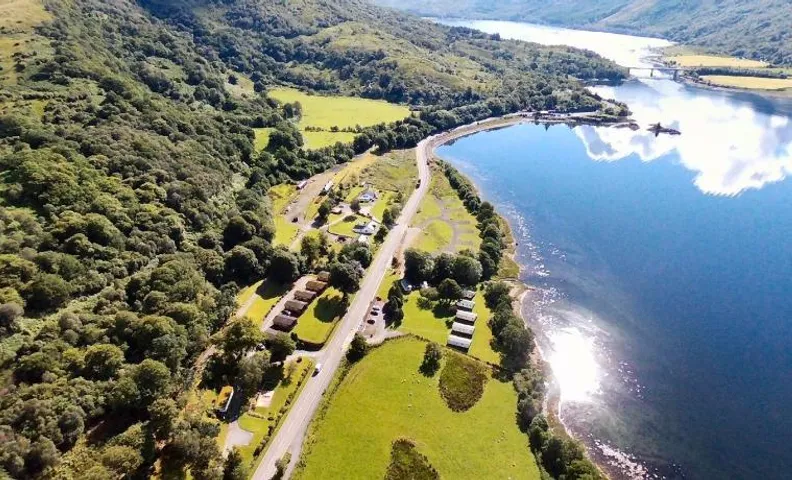 Appin Holiday Homes - Lodges, Shepherds Hut and Train Carriage stays