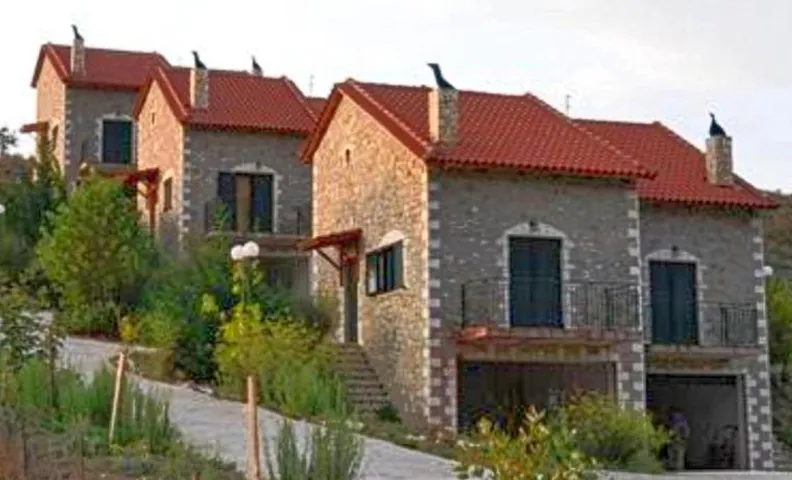 All Seasons Πέτρινες Παραδοσιακές Κατοικίες