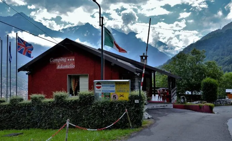 Camping Adamello